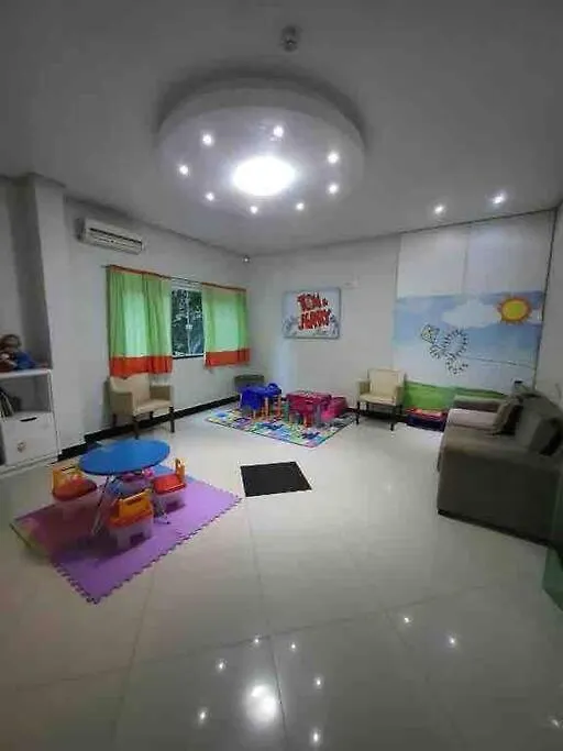 Apartamentos Com Piscinas Na Praia De Bombas Bombinhas Apartment
